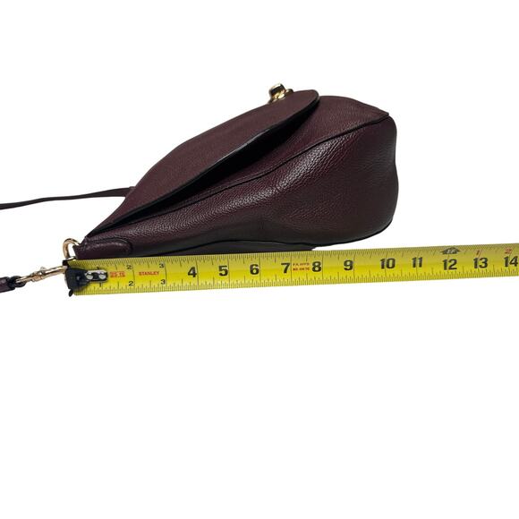 COACH Turn Lock Hobo Saddle Two Way Crossbody Oxblood Pebble Leather #24771 - Picture 14 of 17